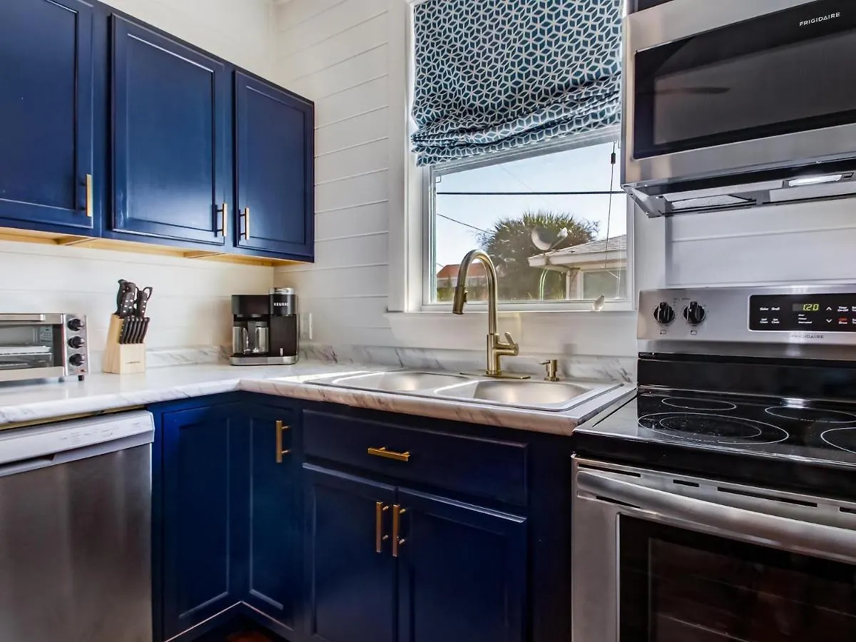 Holiday home Beachside Unit 4 *