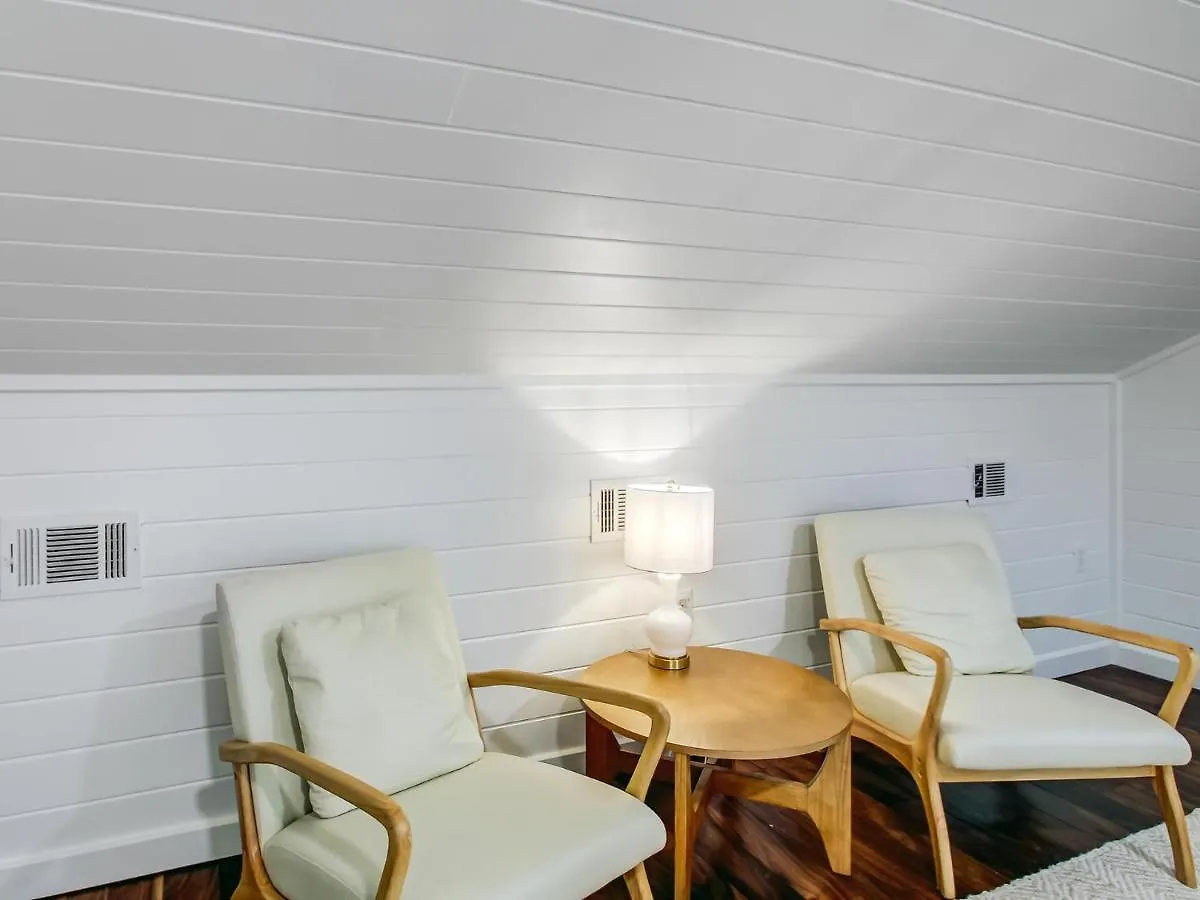 Beachside Unit 4 Holiday home Tybee Island
