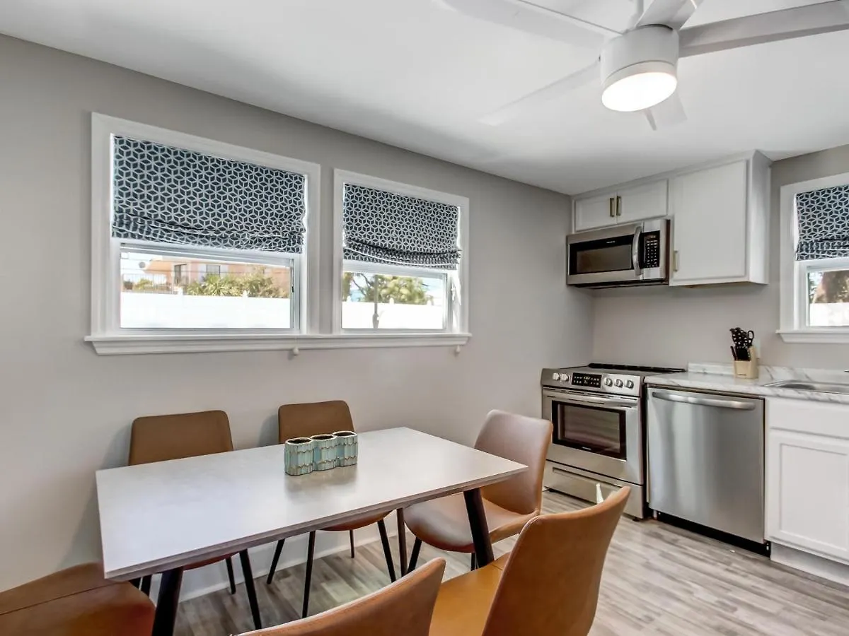 Beachside Unit 1