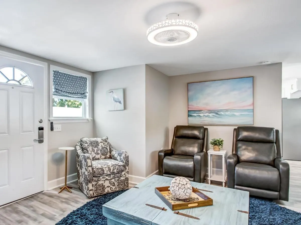 Holiday home Beachside Unit 1 *
