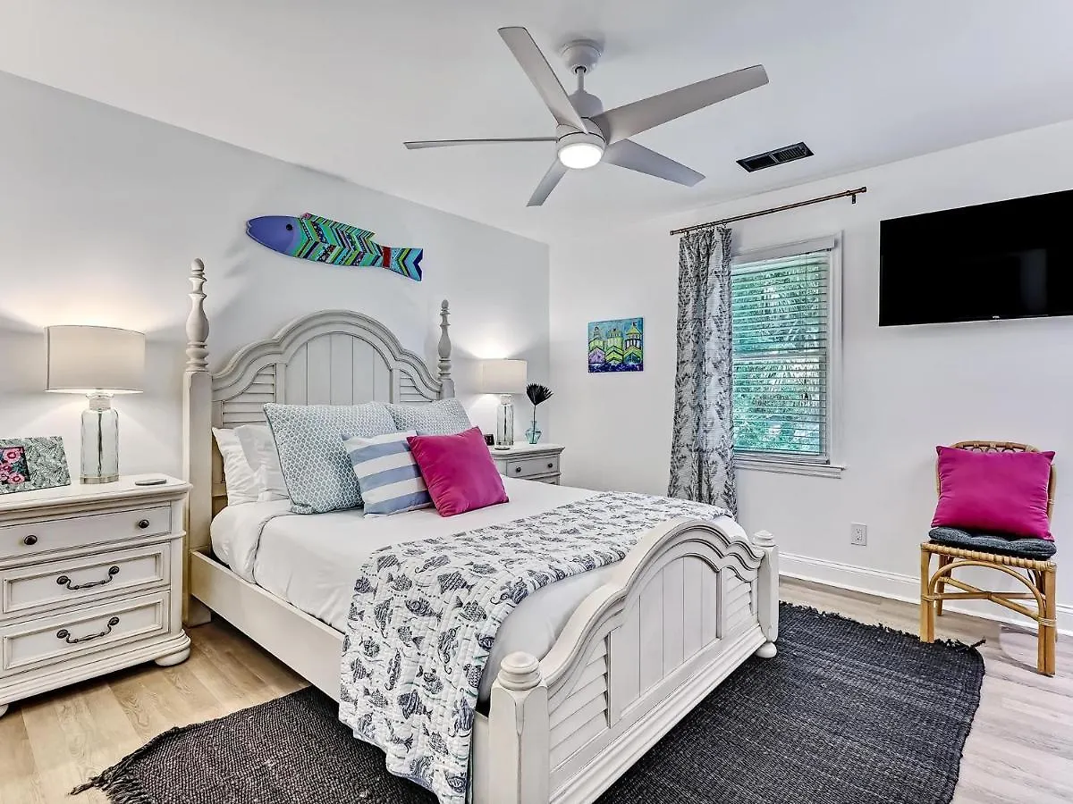Deja Blue A & B Holiday home