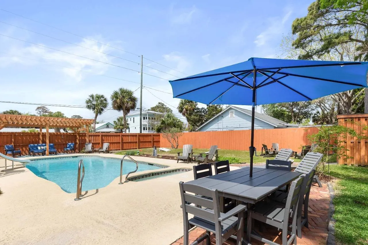 Tybrisa Treasure Holiday home