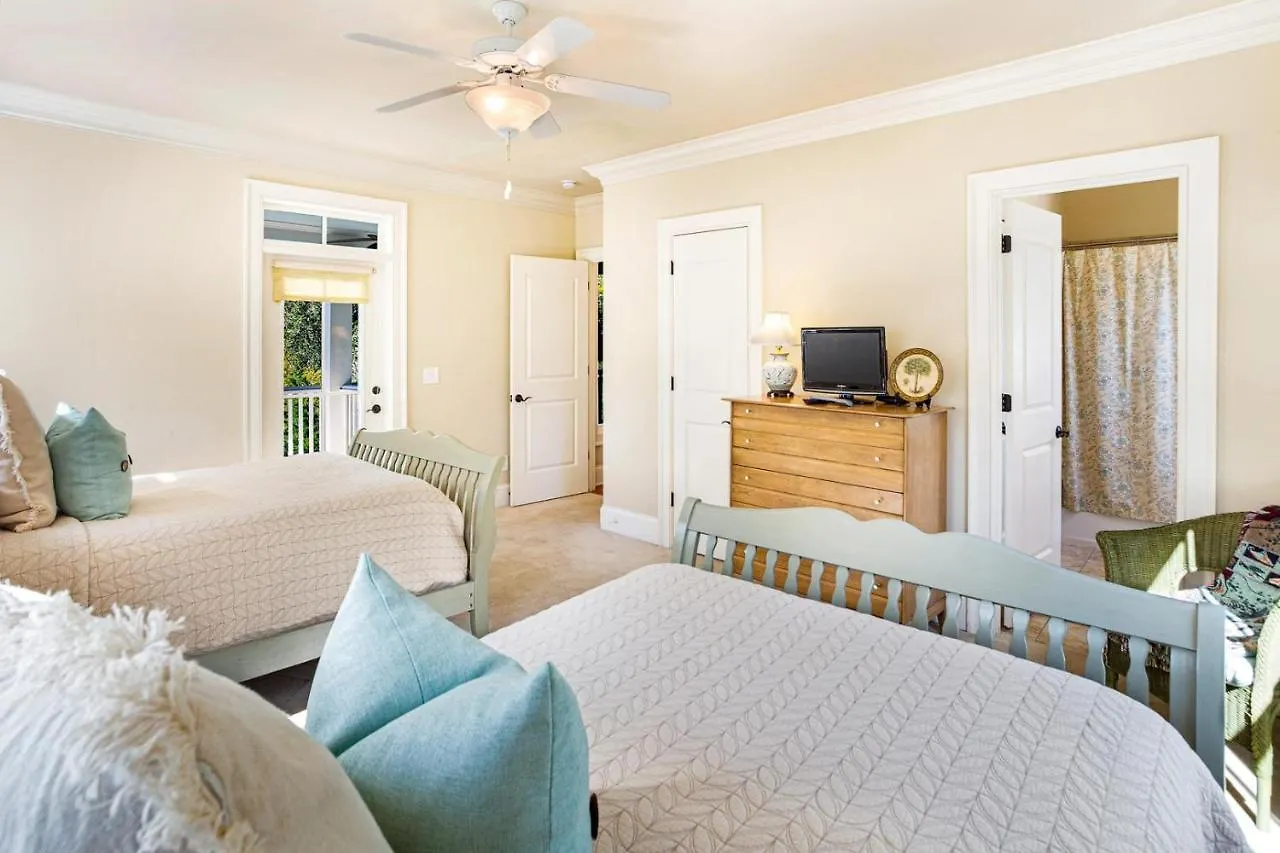 Sanctuary By The Sea Holiday home *