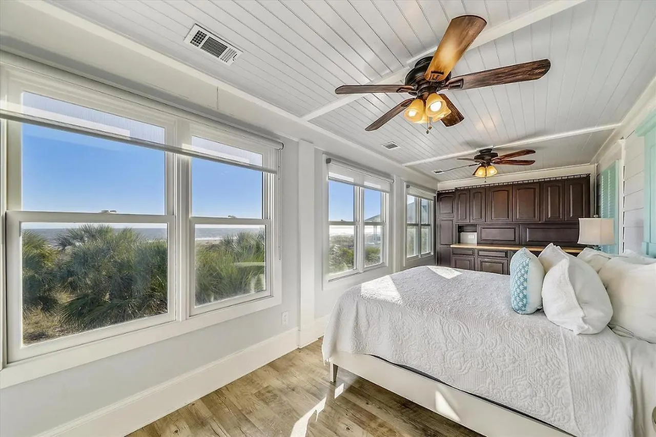 7 Palmwood Court Holiday home