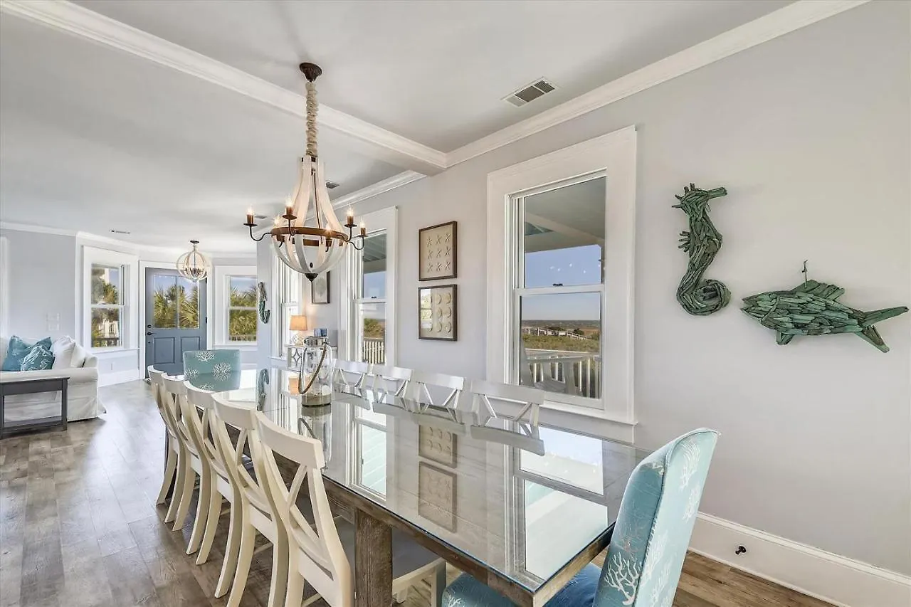 7 Palmwood Court Holiday home *
