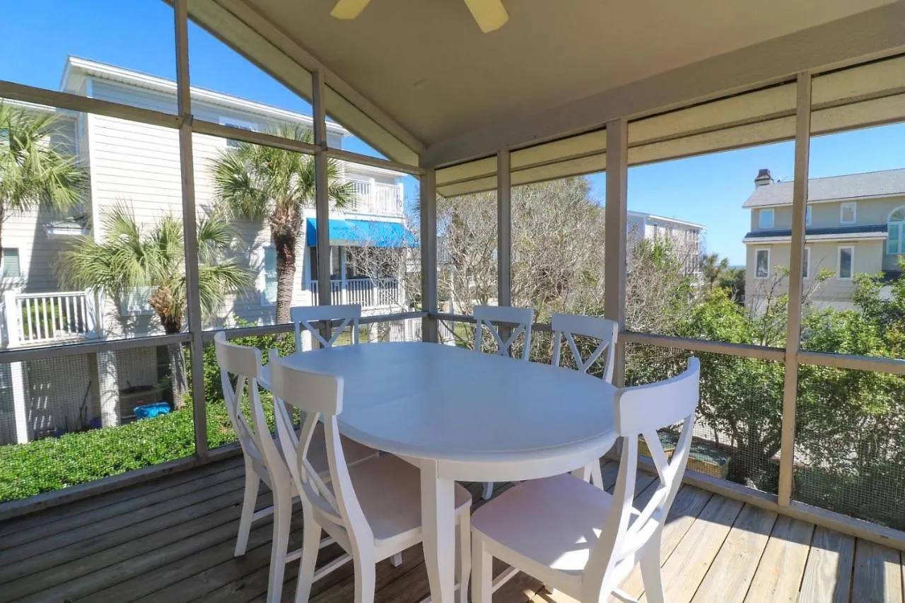 Madelyn's Oceanview * Tybee Island