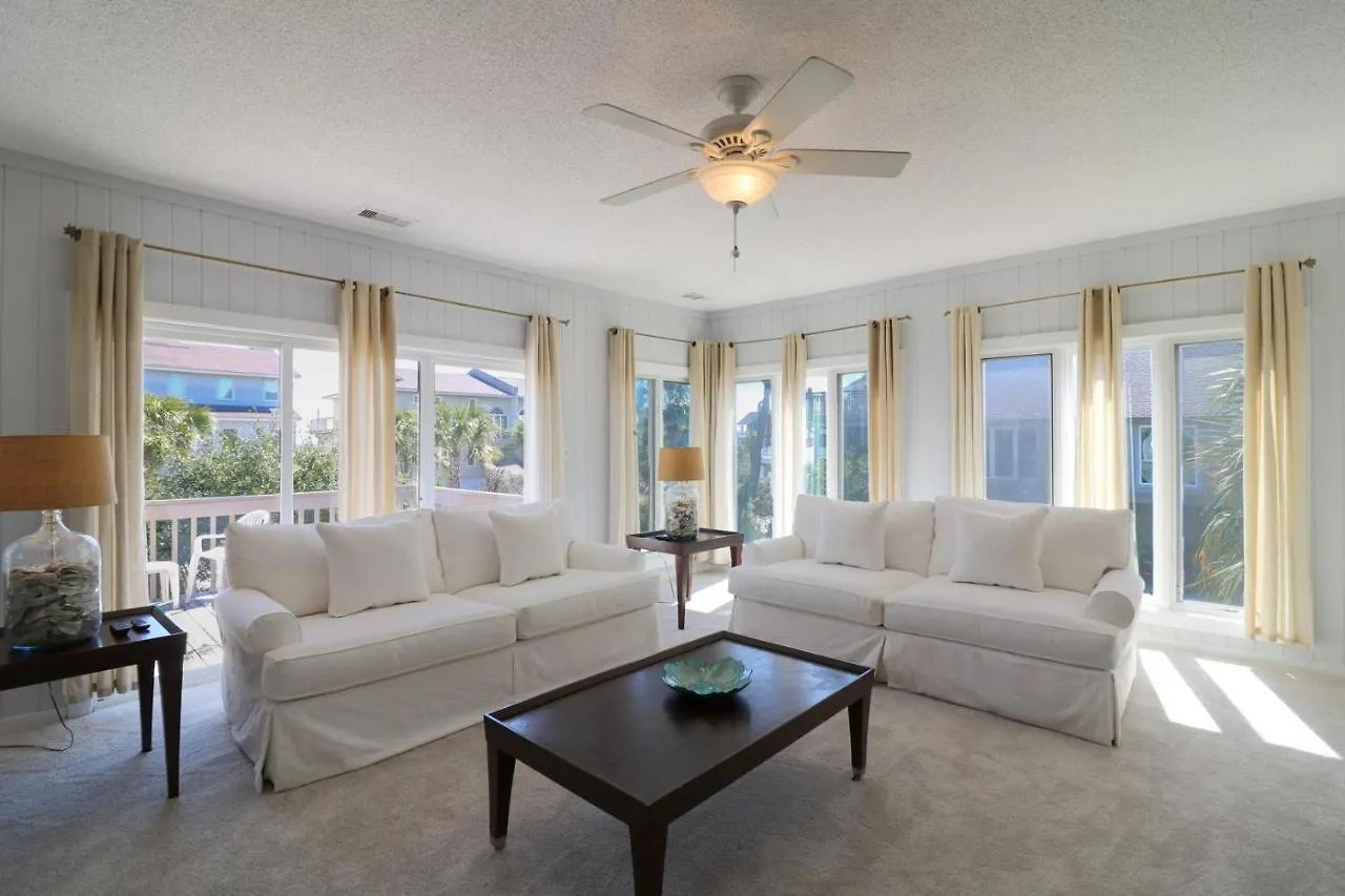 Madelyn's Oceanview * Tybee Island