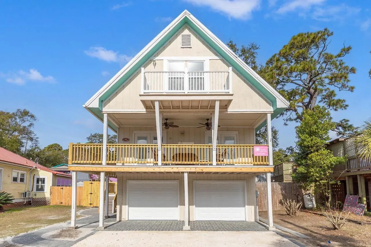 Sandys House Holiday home