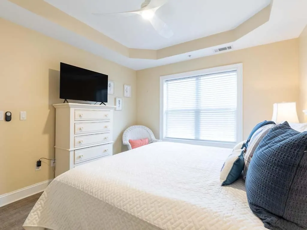 Apartment House 413 Tybee Island