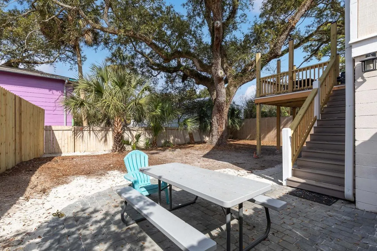 Sandys House *