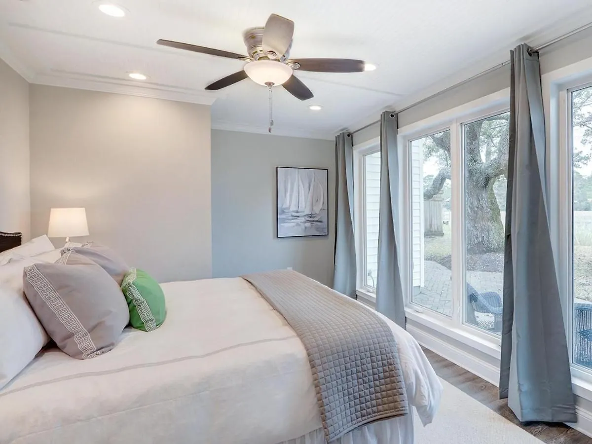 Cupp's Castle & Carriage Holiday home Tybee Island