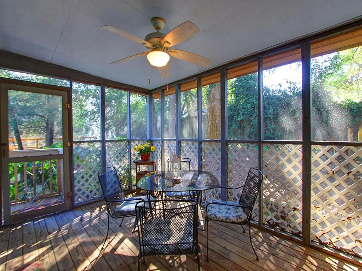 Donna's Escape Tybee Island