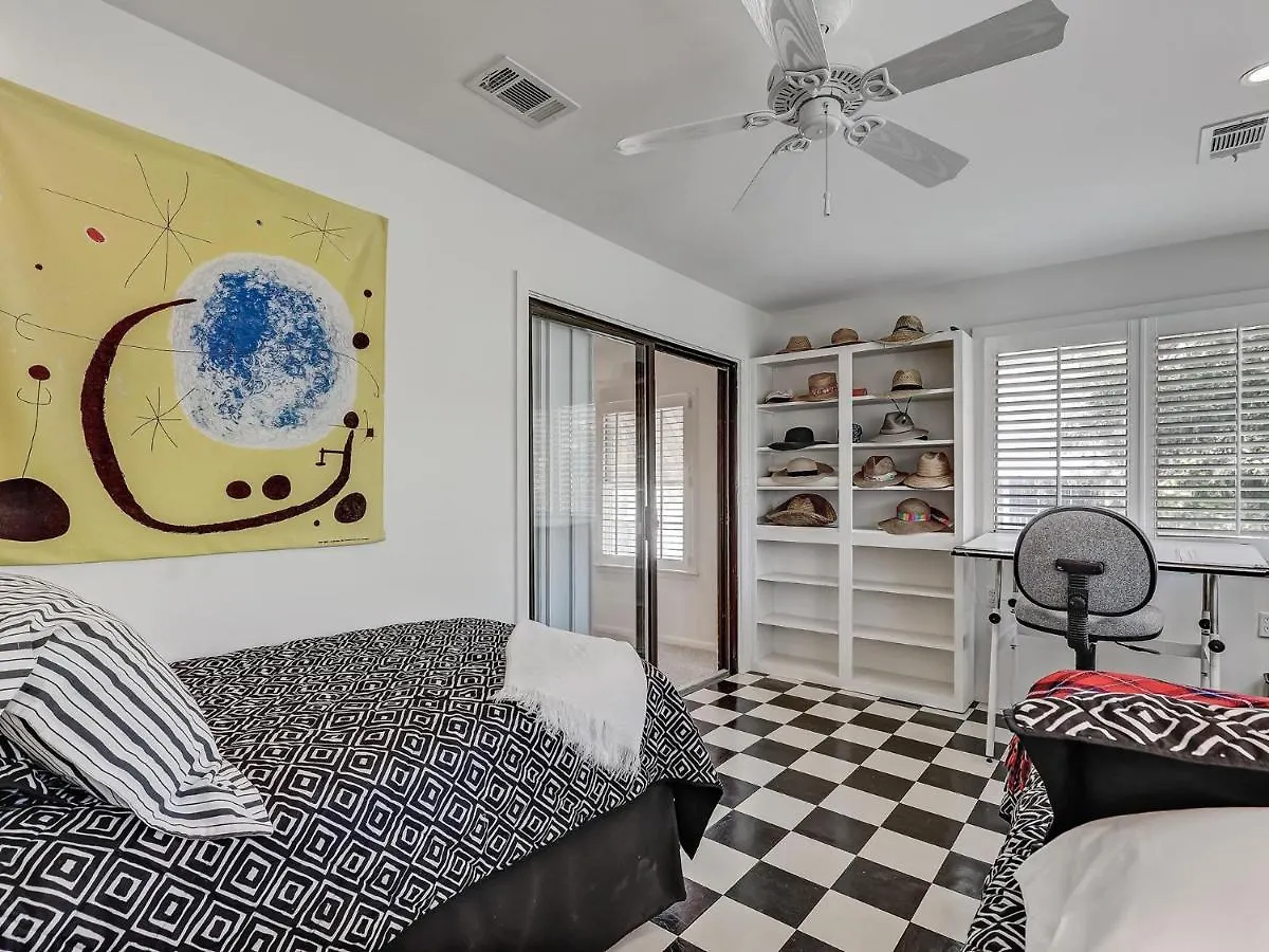 Coops Retreat Holiday home Tybee Island