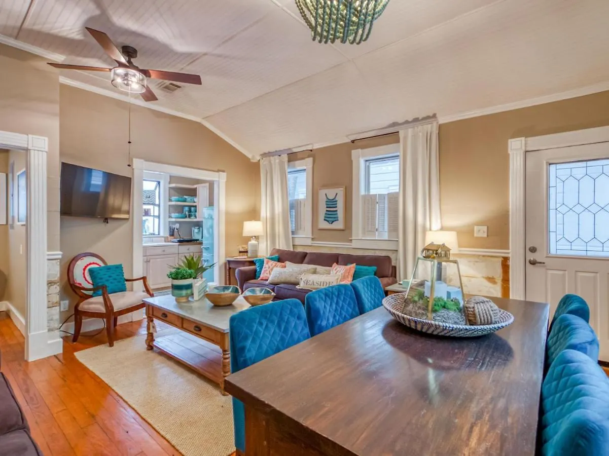 Latitude Adjustment Carriage House Tybee Island