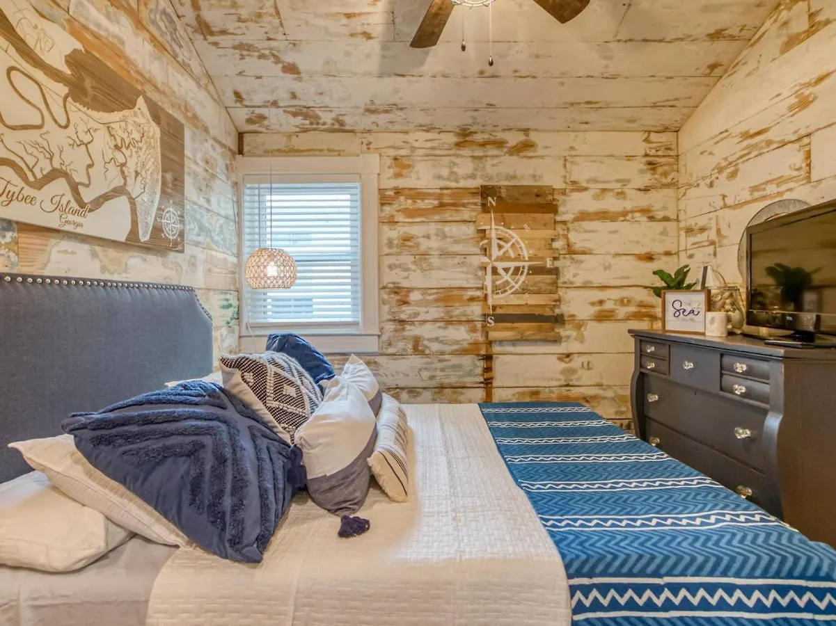 Latitude Adjustment Holiday home