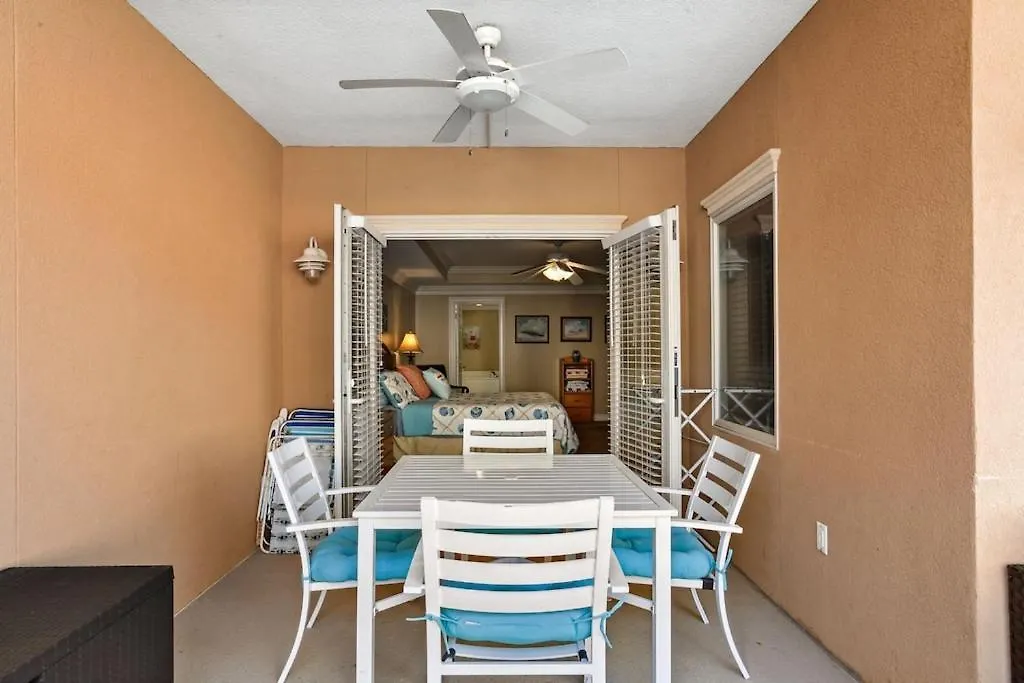 Unique 3br, 1 Of 5 W/huge Poolside Patio, Steps To & Pier, Gated Tybee Island