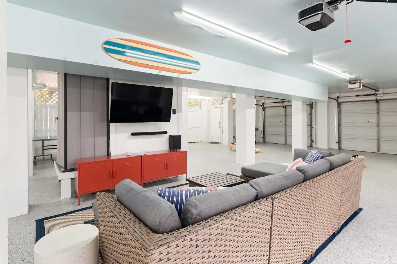 Captain Champs Castaway Holiday home