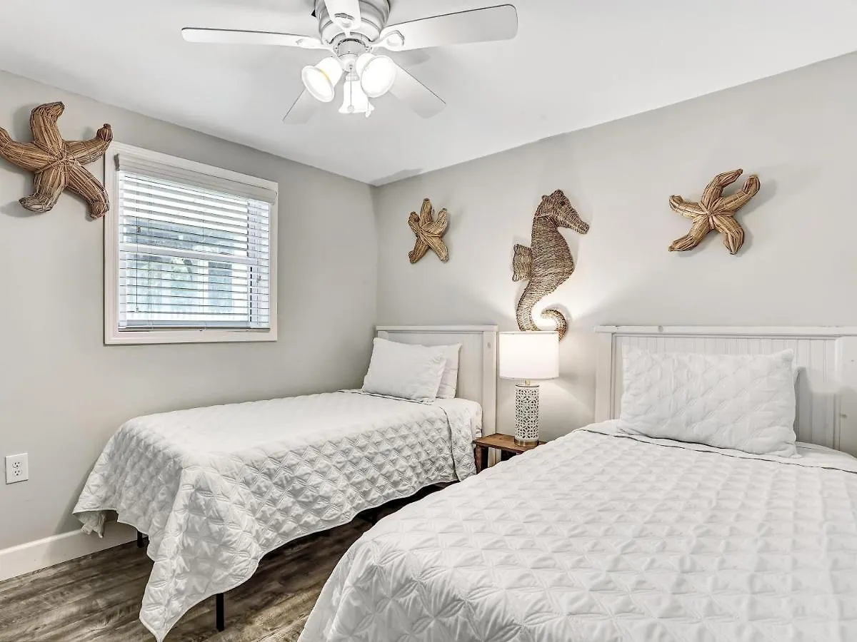 Tracy's Tybee Paradise Holiday home *