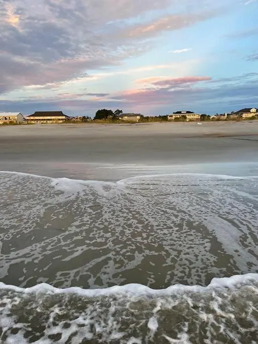 Tybee Sunshine ~ 50 Steps 'till Toes In The Apartment *