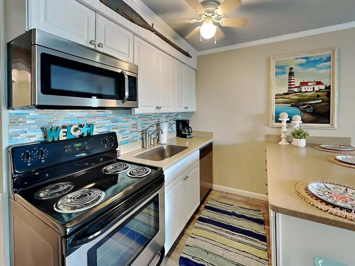 Racquet B105 Apartment