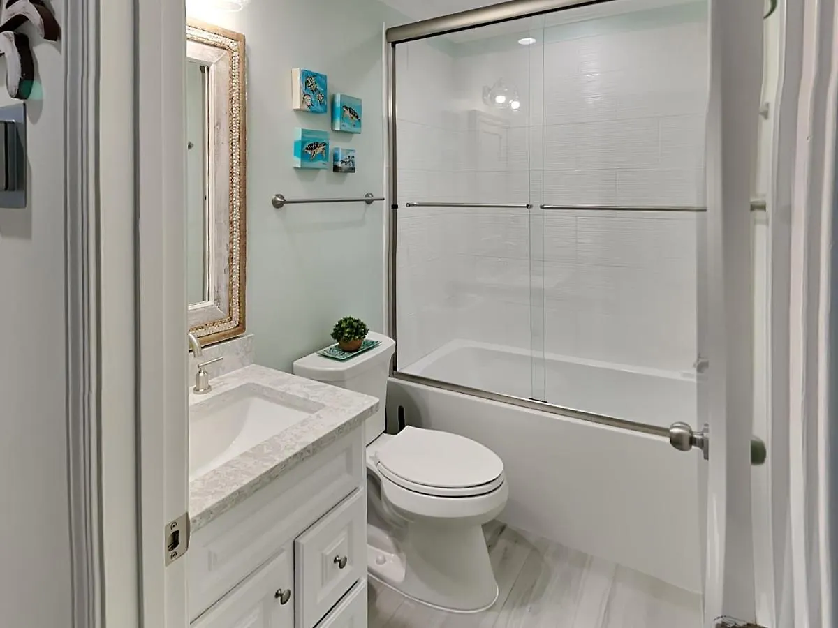 Pointe View Unit G Apartment *