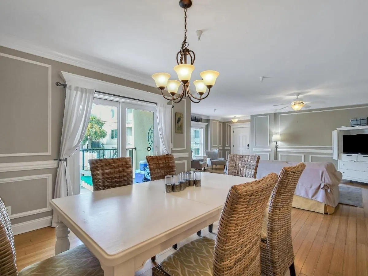 Silver Seas 103 Holiday home *