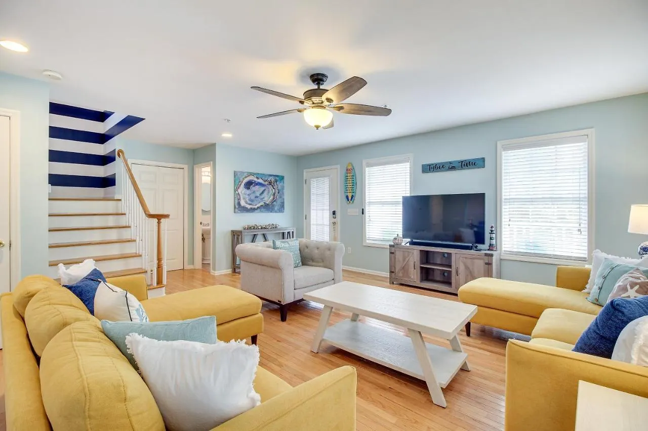 Holiday home Lovely With Deck Less Than 1 Mi To Beach! Tybee Island