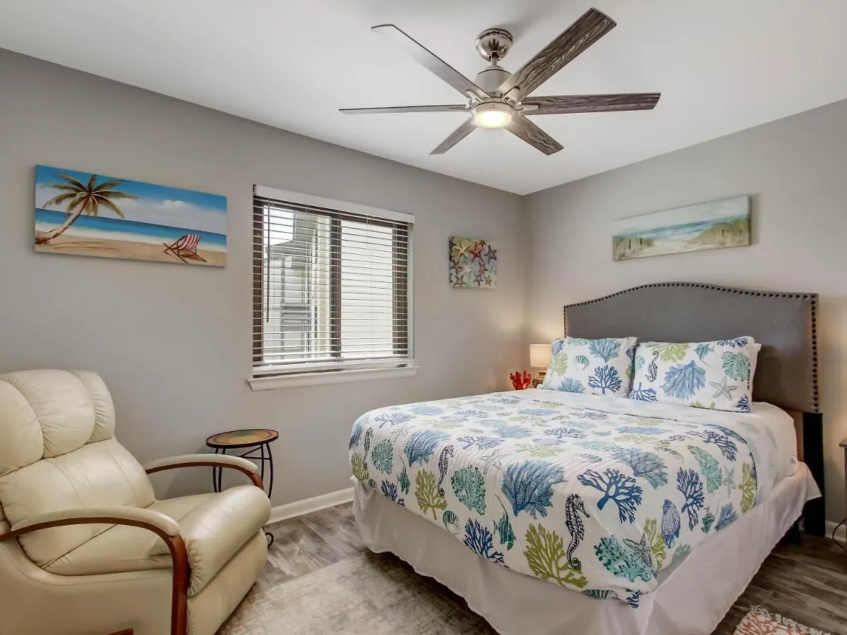 Holiday home Britt Ohana Place *