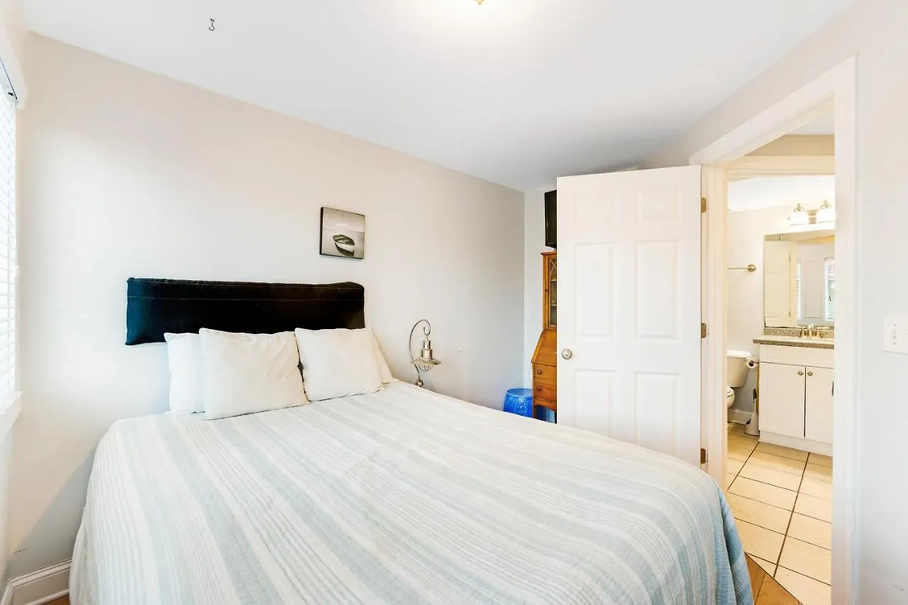 Berniewood Apartment