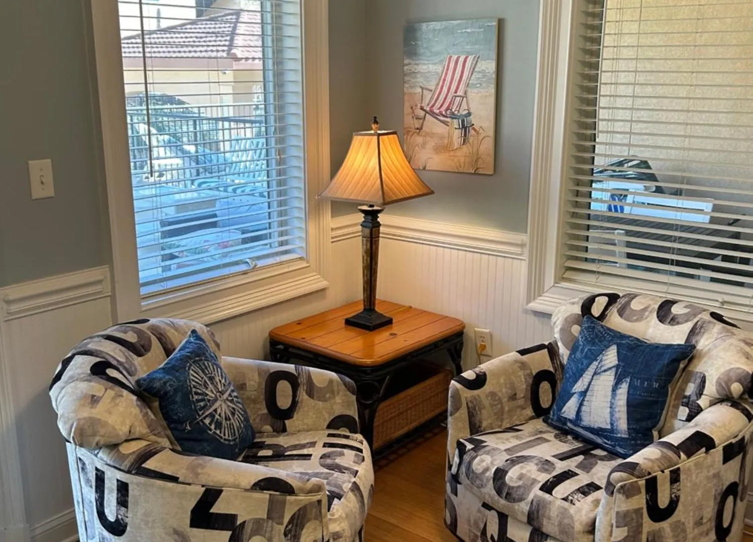 Unique 3br, 1 Of 5 W/huge Poolside Patio, Steps To & Pier, Gated Holiday home *
