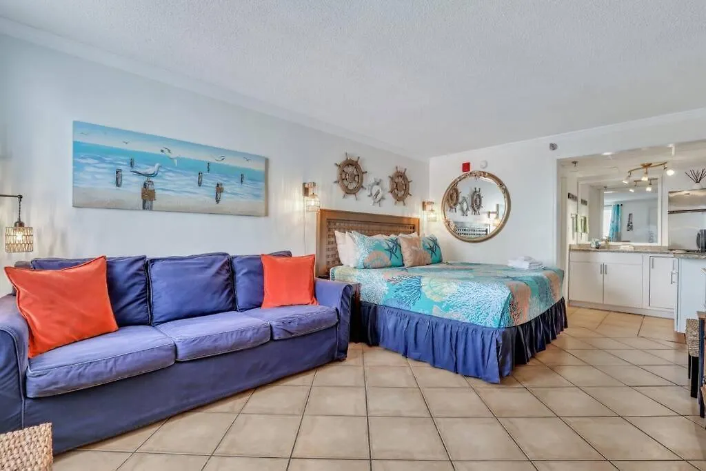 Apartment The Sea & Breeze:1 Bed W/pool Steps To Beach *