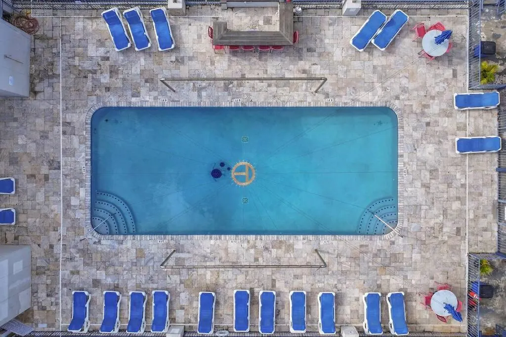 Apartment The Sea & Breeze:1 Bed W/pool Steps To Beach Tybee Island