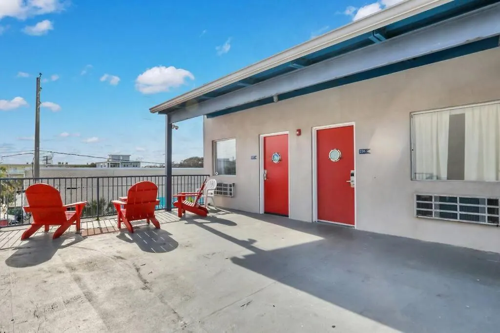 The Sea & Breeze:1 Bed W/pool Steps To Beach * Tybee Island