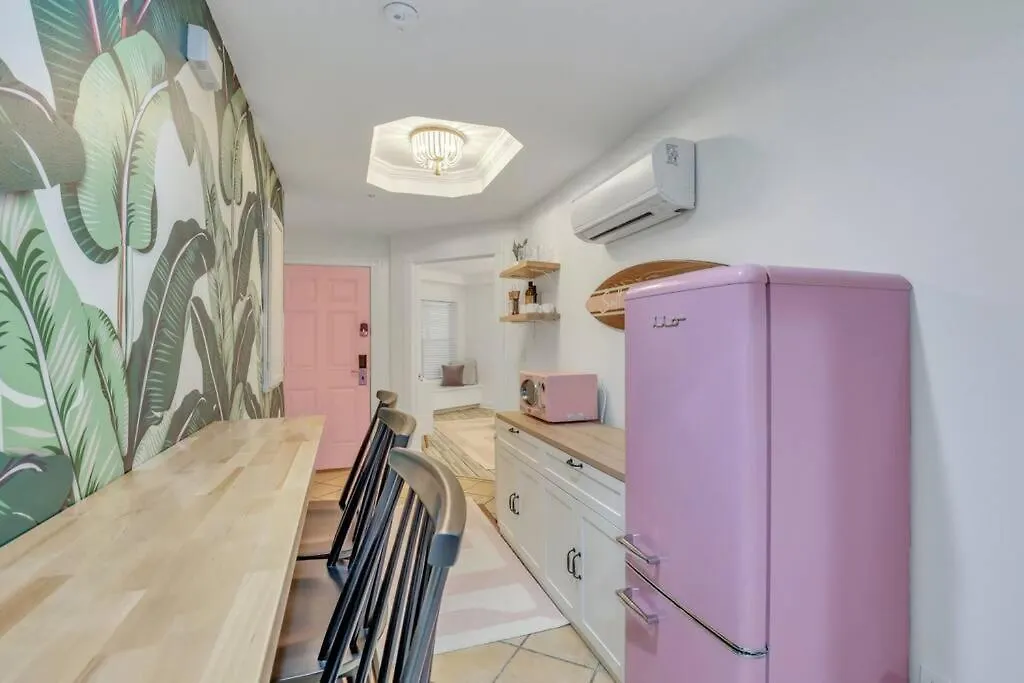 Salt & Sea Unit A-1 Bed 1 Ba W/pool