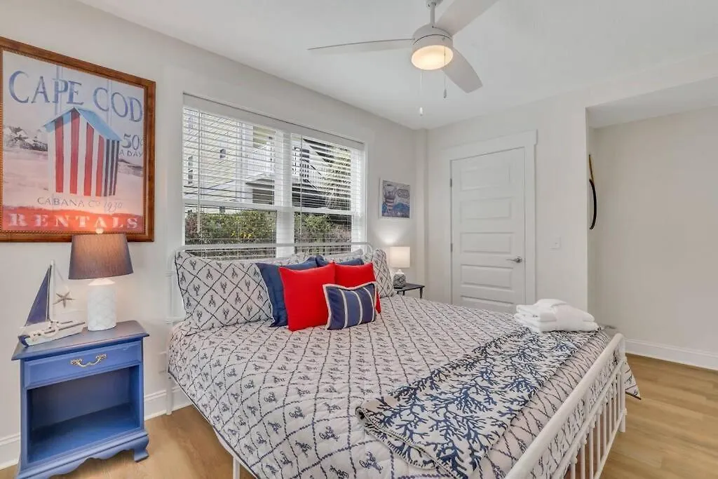 Brand New Tybee Beach Home: Walk To Beach