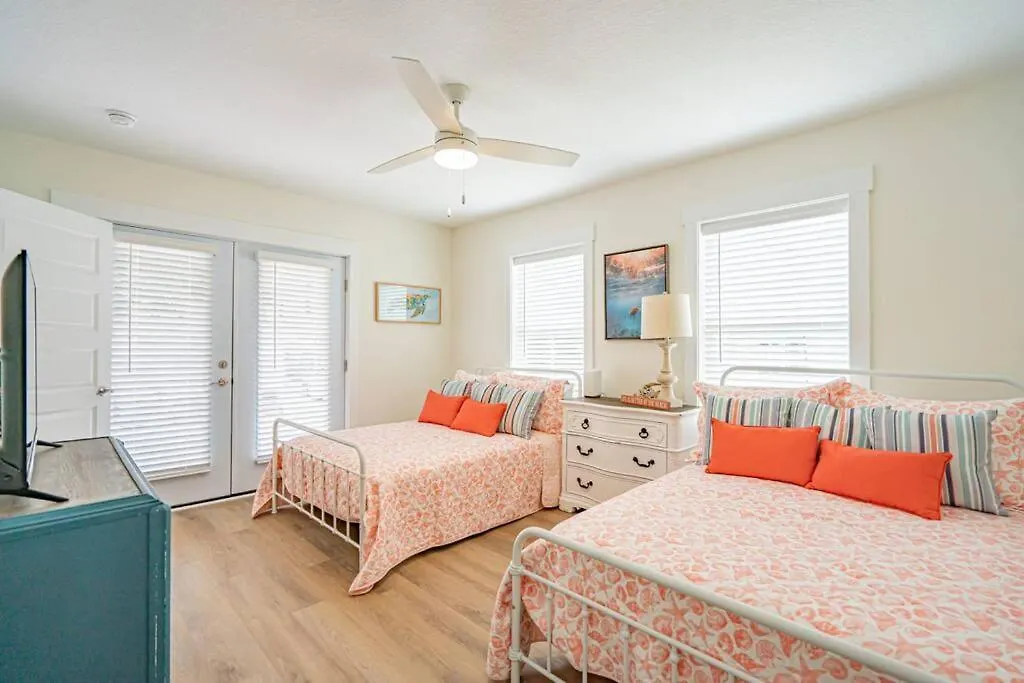 Brand New Tybee Beach Home: Walk To Beach * Tybee Island