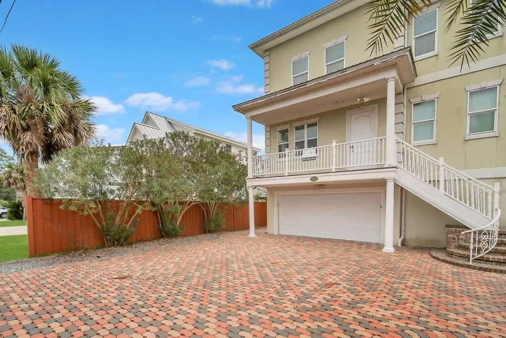 Apartment Unique 5 Bdr On The Marsh! Hot Tub Amazing Su