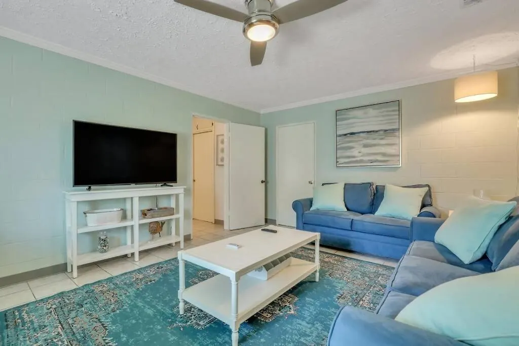 Apartment Gem By The Unit B Walk To Beach, Shops, Bars *