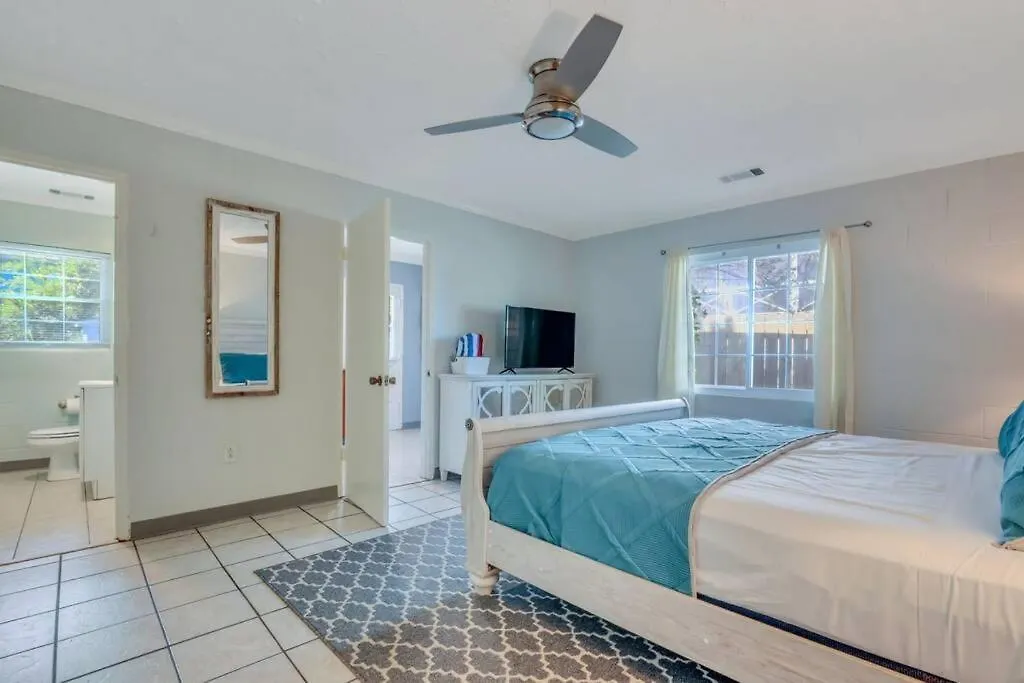 Gem By The Unit A Walk To Beach, Shops, Bars Apartment Tybee Island