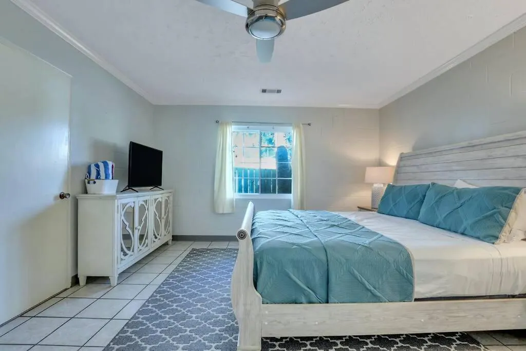 Gem By The Unit A Walk To Beach, Shops, Bars * Tybee Island