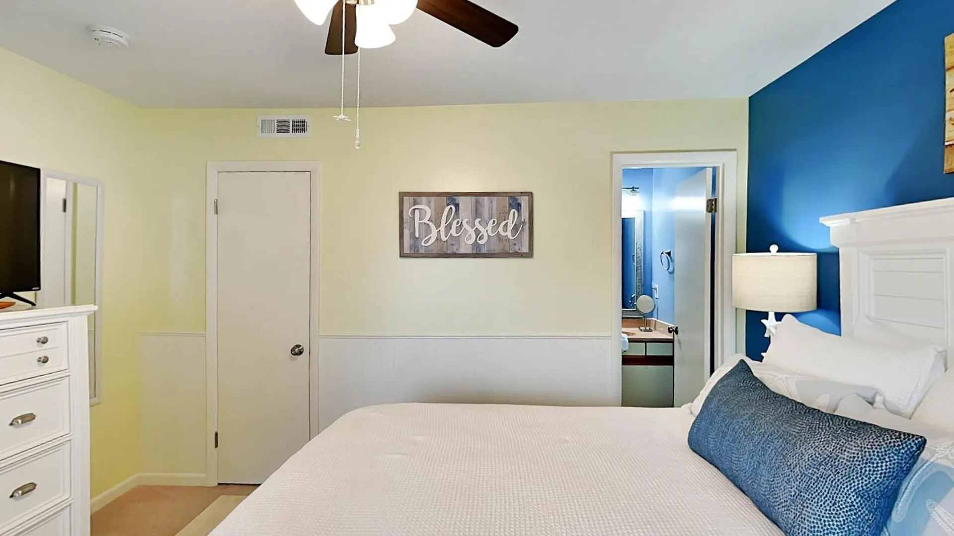 Lighthouse Point 33a Apartment *