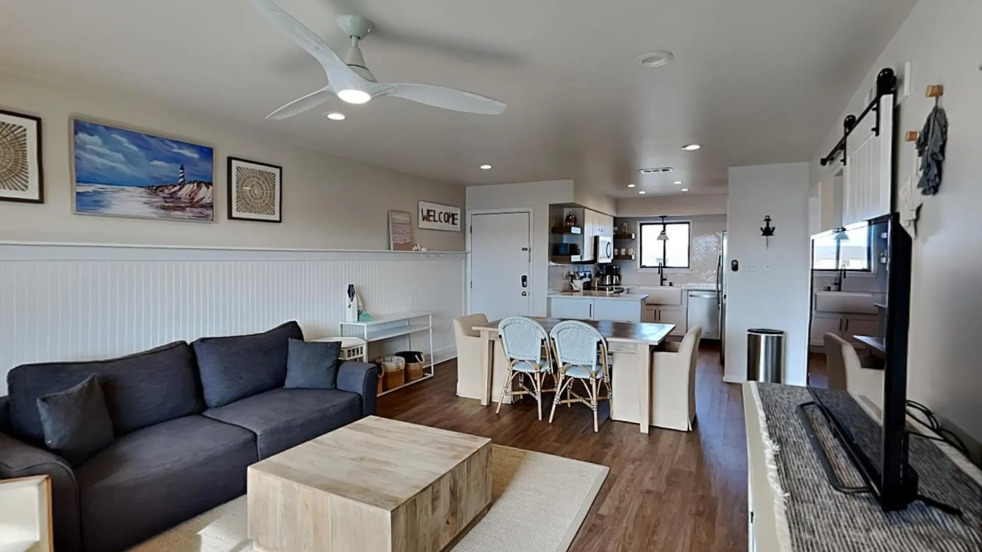 Lighthouse Point 7c *
