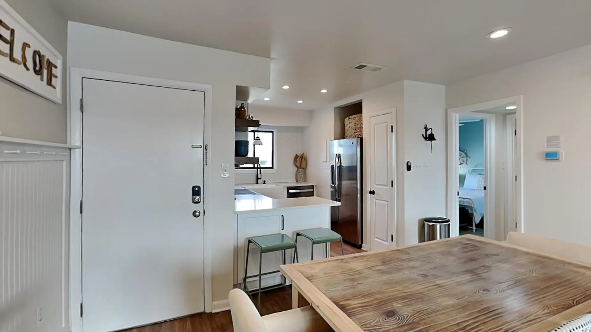 Apartment Lighthouse Point 7c