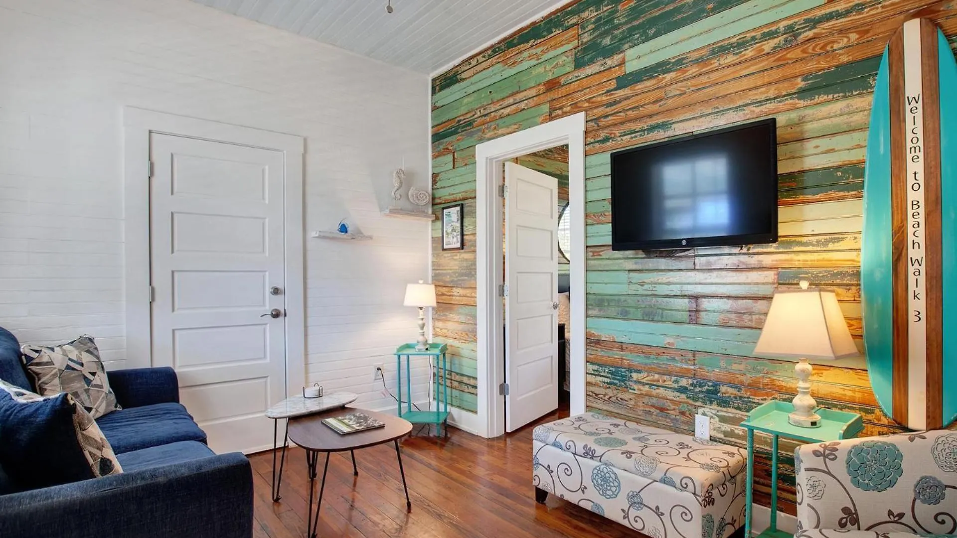 Holiday home Walk House