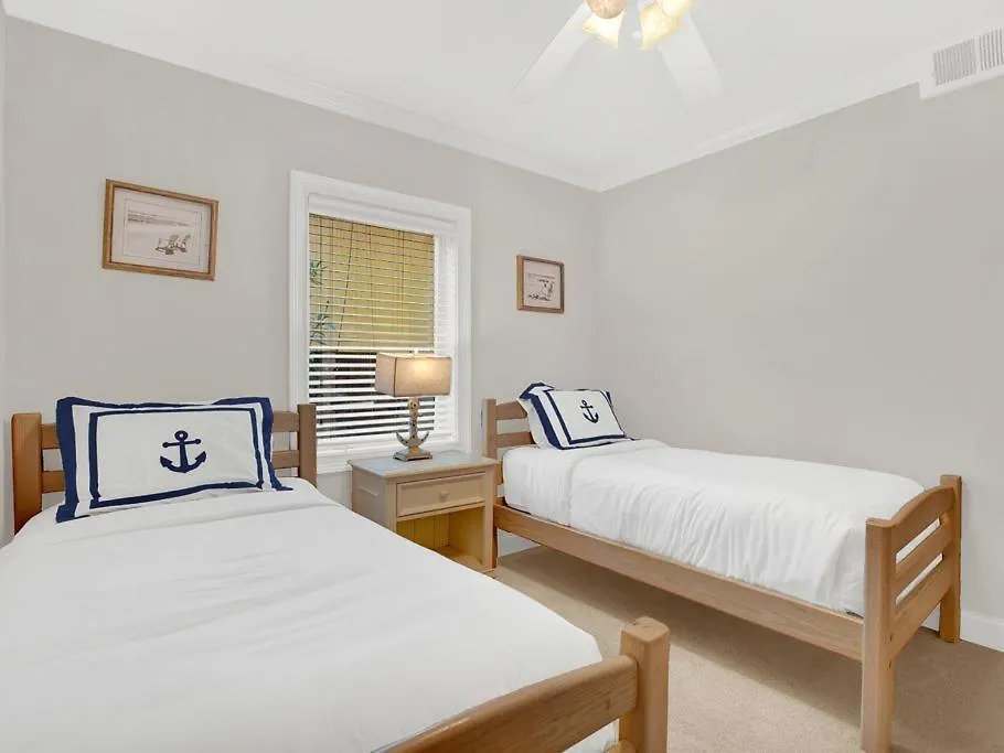 Holiday home Brass Rail 113