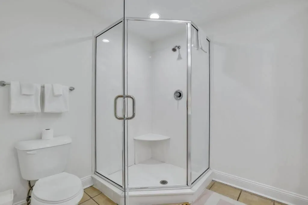 Salt & Sea Unit A-1 Bed 1 Ba W/pool Apartment *
