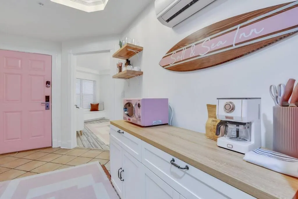 Salt & Sea Unit A-1 Bed 1 Ba W/pool *