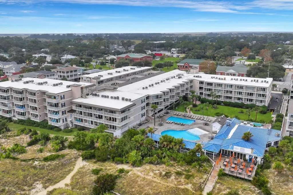 Apartment Front W/pool, Restaurant, And Bar Tybee Island