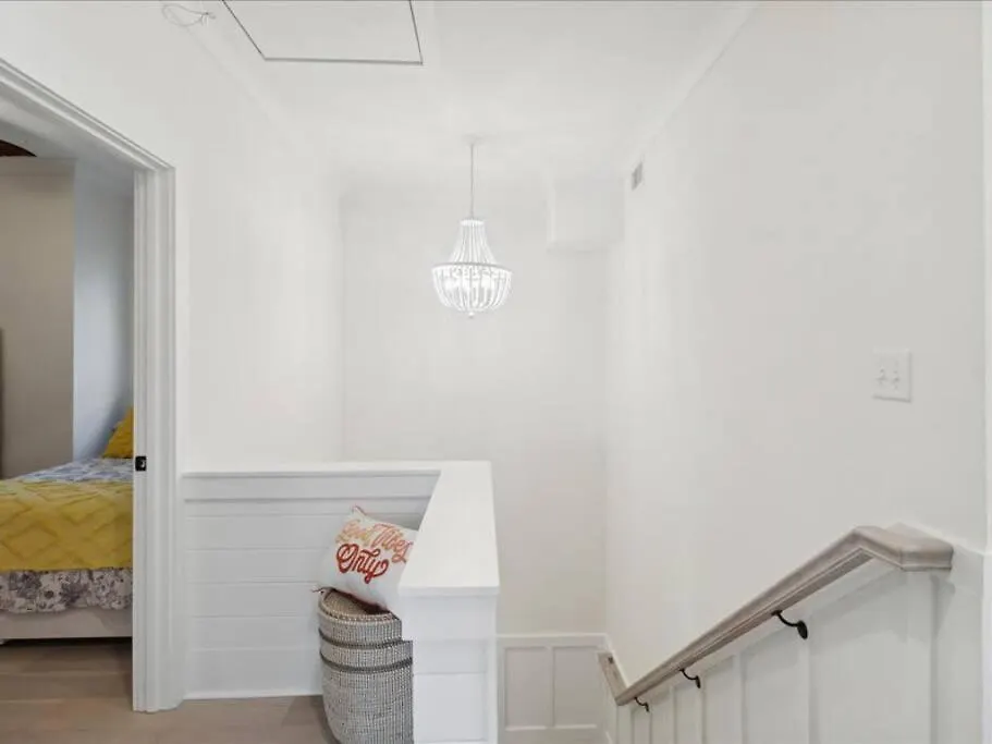 Apartment Bougie And The Beach- Stunning 3 Bed 2 Bath *