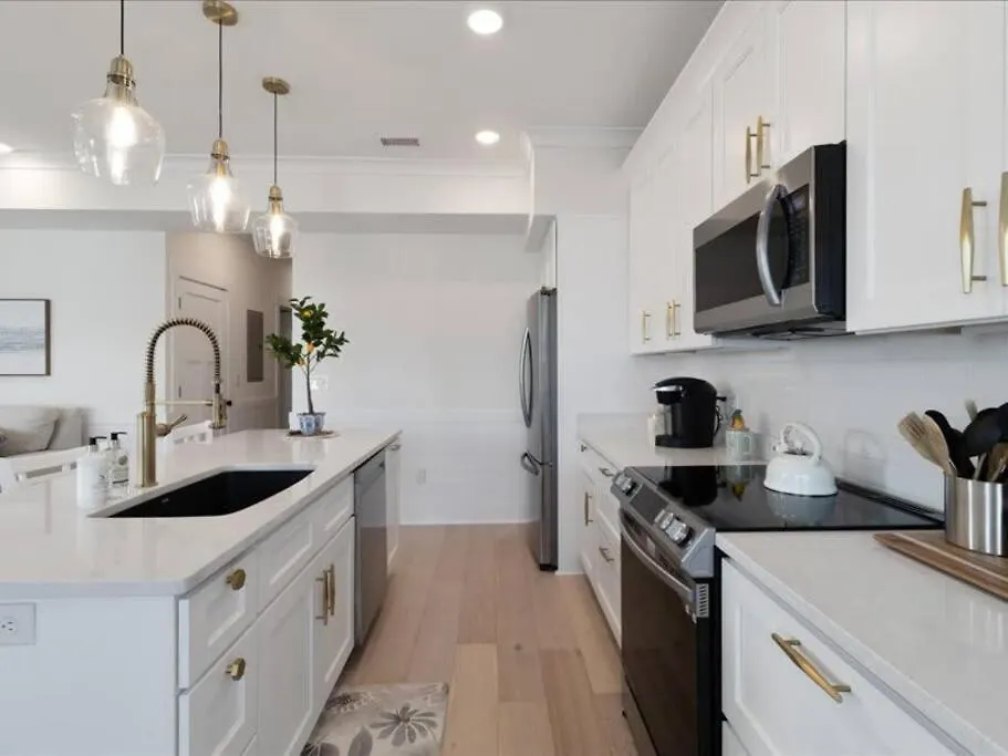 Bougie And The Beach- Stunning 3 Bed 2 Bath